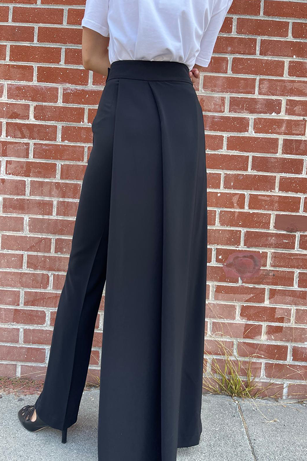 Asymmetrical Wide Pants in Black