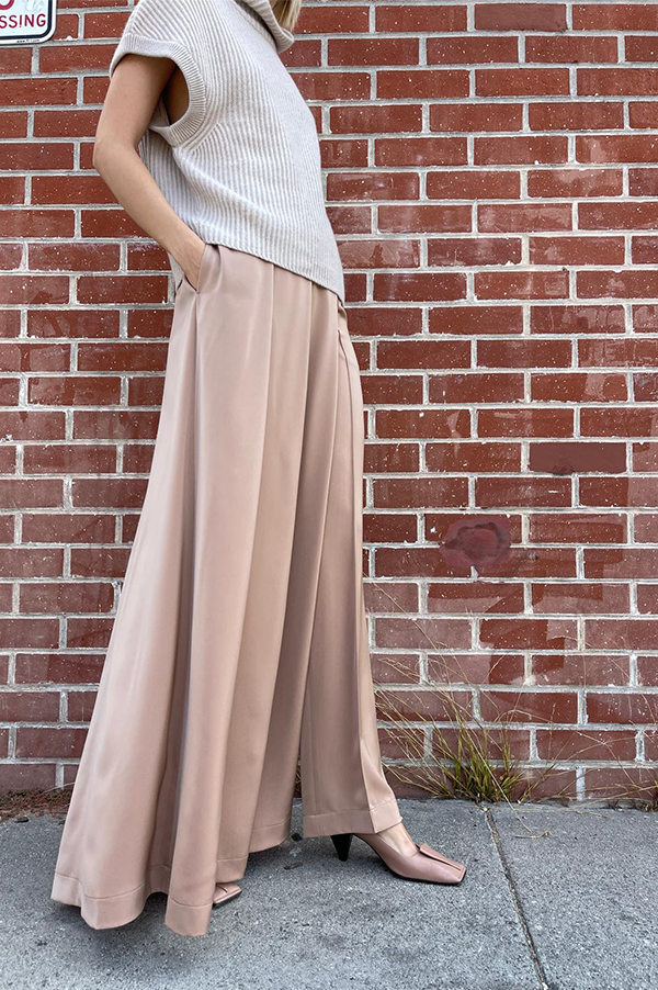 Asymmetrical Wide Pants in Cream