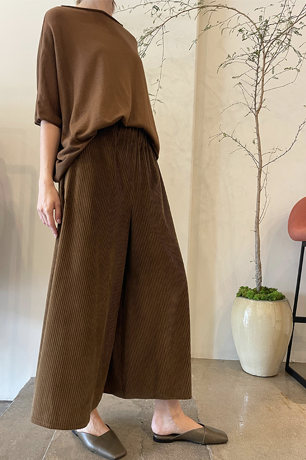 Corduroy Gaucho Pants in Toffee