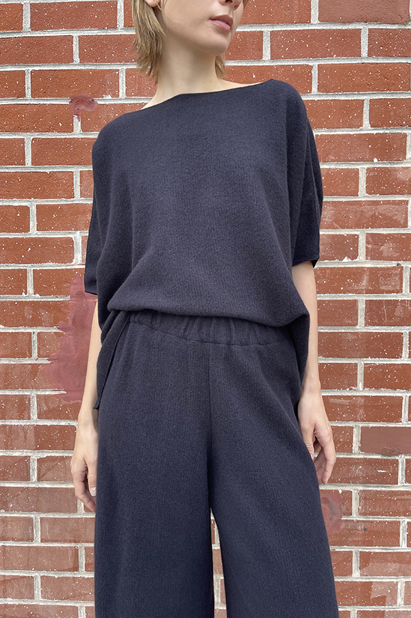 Easy Knit T-Shirt in Midnight