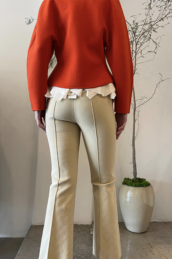 Ashlyn Henry Cardigan. Ashlyn cardigan with peplum. Ashlyn soft merino wool. Ashlyn knit. Ashlyn Fall 2025, Ashlyn orange sweater. Ashlyn persimmon cardigan. Ashlyn orange sweater. Ashlyn Luxurious knit. Orange cardigan. Henry sweater persimmon. Ashlyn Henry Sweater. Tangerine cardigan. Des Kohan Ashlyn. Des Kohan Los Angeles Ashlyn. Des Kohan Fairfax Ashlyn. Ashlyn Fall 2025. Ashlyn winter 2025. Ashlyn CFDA. Ashlyn Vogue. Ashlyn Park. Exclusive Ashlyn. 