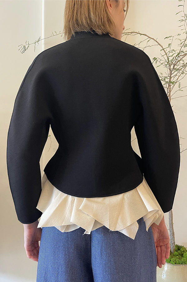 Ashlyn Henry Cardigan. Ashlyn cardigan with peplum. Ashlyn soft merino wool. Ashlyn knit. Ashlyn Fall 2025, Ashlyn sweater. Ashlyn black cardigan. Ashlyn black sweater. Ashlyn  Luxurious knit. Black cardigan. Black cardigan. Des Kohan Ashlyn. Ashlyn Henry Des Kohan Fairfax Ashlyn. Ashlyn West Hollwood. Ashlyn exclusives. Ashlyn winter 2025. n Fall 2025. Ashlyn winter 2025. Ashlyn CFDA nominee. Des Kohan Ashlyn. Des Kohan exclusive Ashlyn. Des Kohan Los Angeles. Ashlyn Park. Ashlyn button down sweater noir. 