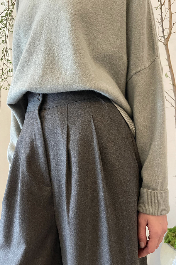 Iconic Crewneck Sweater in Milk Matcha