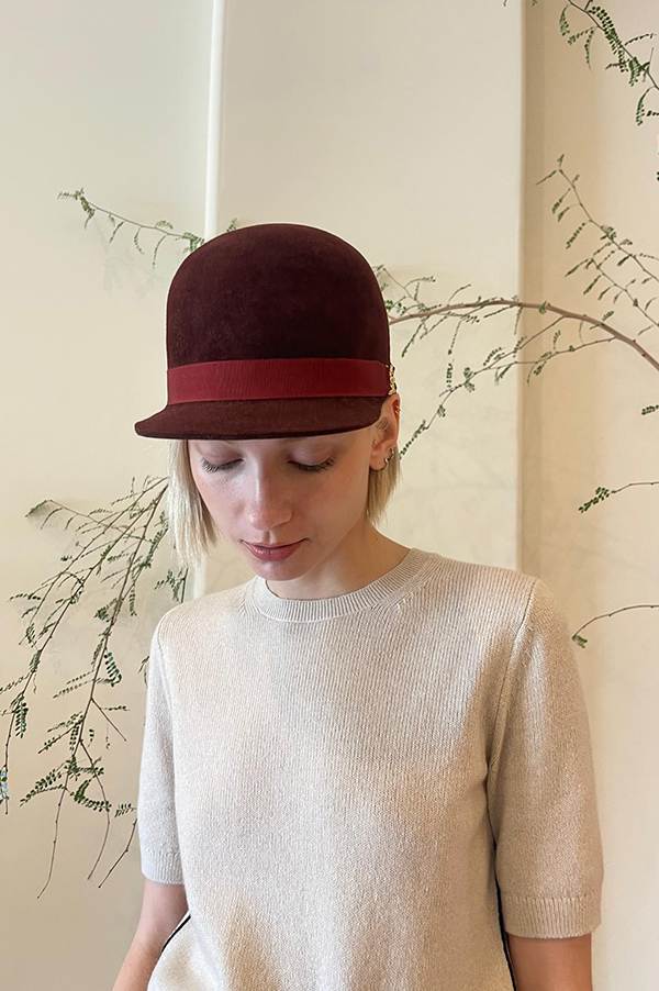 Ines Cap In Burgundy