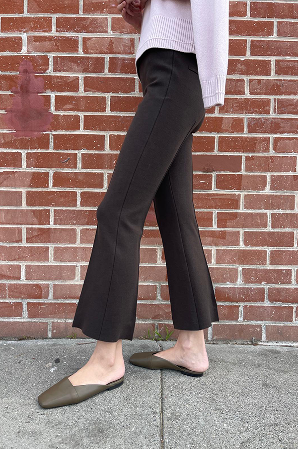 Kick Stretch-Cotton Pants in Subtle Jacquard Cocoa