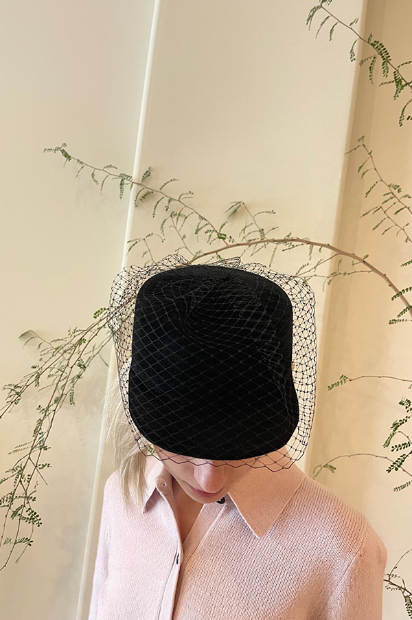 Lady G hat In Black