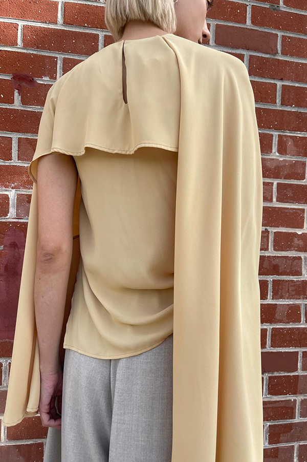 Leni Blouse in Butter