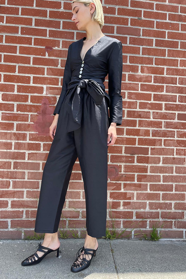 Chelsea mak lexy silk pant in black/night