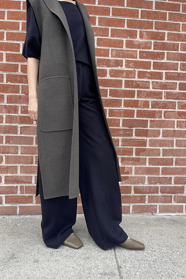 Long Panno Vest in Military