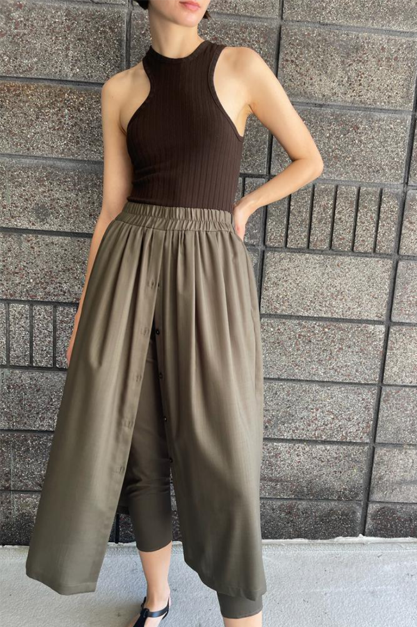 Dusan Slim tapered pants with skirt in military