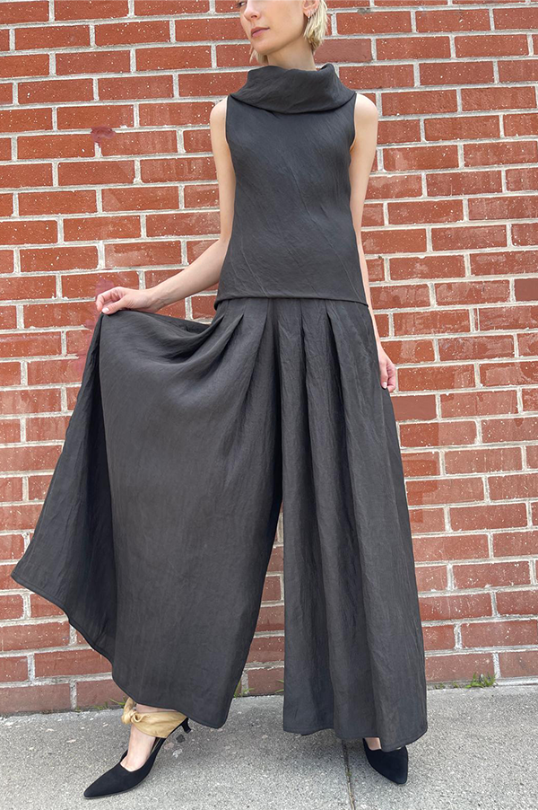 Dusan Pleated Wide Leg Pants in Black