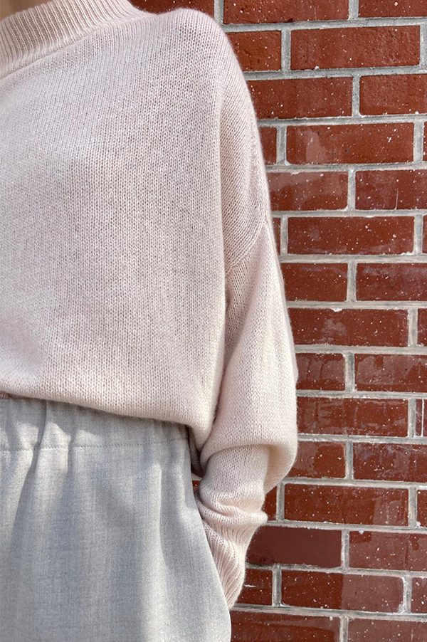 Regular Round Neck Sweater in Under the Snow