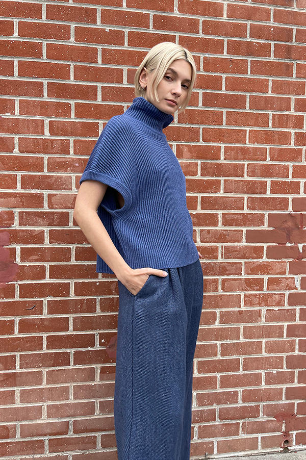 Dusan Ribbed knit sleeveless drop shoulder relaxed fit. Dusan Sleeveless T neck Sweater. Dusan Sweater Blue. Dusan Linen, cashmere, silk blend sweater. Dusan Los Angeles. Dusan West Hollywood. Dusan Des Kohan. Dusan Des Kohan exclusive