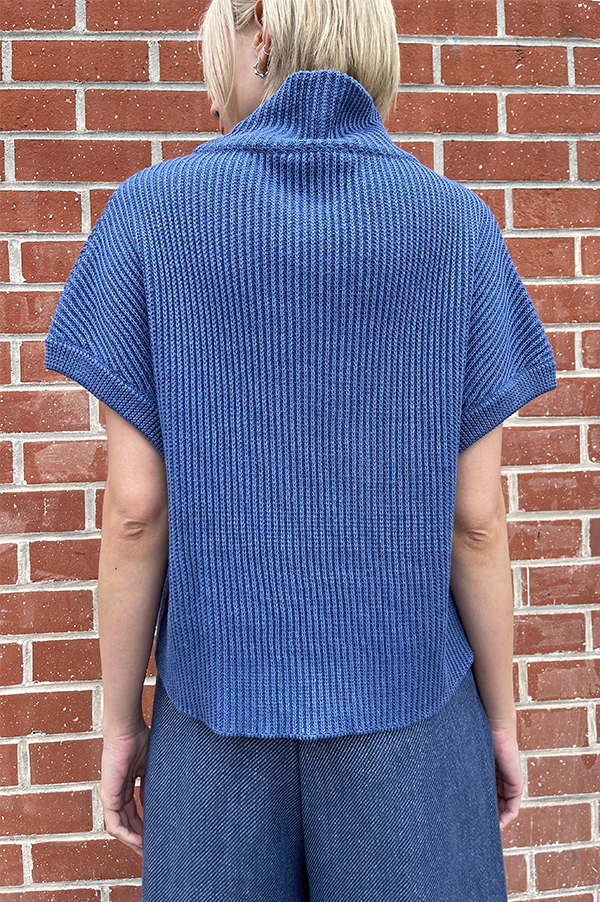 Dusan Ribbed knit sleeveless drop shoulder relaxed fit. Dusan Sleeveless T neck Sweater. Dusan Sweater Blue. Dusan Linen, cashmere, silk blend sweater. Dusan Los Angeles. Dusan West Hollywood. Dusan Des Kohan. Dusan Des Kohan exclusive