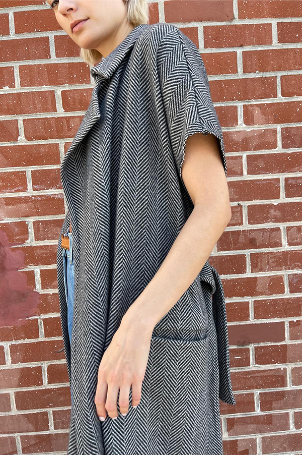 Herringbone Sleeveless Trench Coat in Black and White