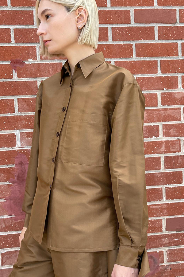 Chelsea mak Tomo silk button up shirt in sepia/brown