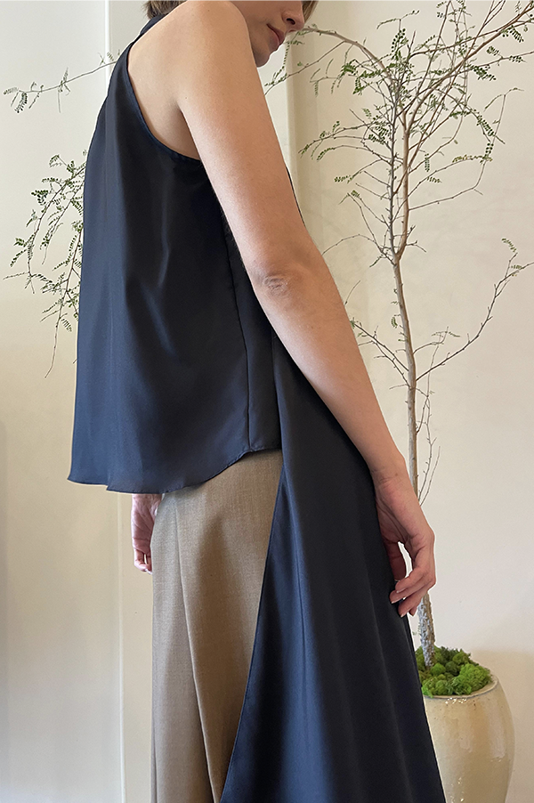 Trini Sleeveless Top in Navy (Sold Out)