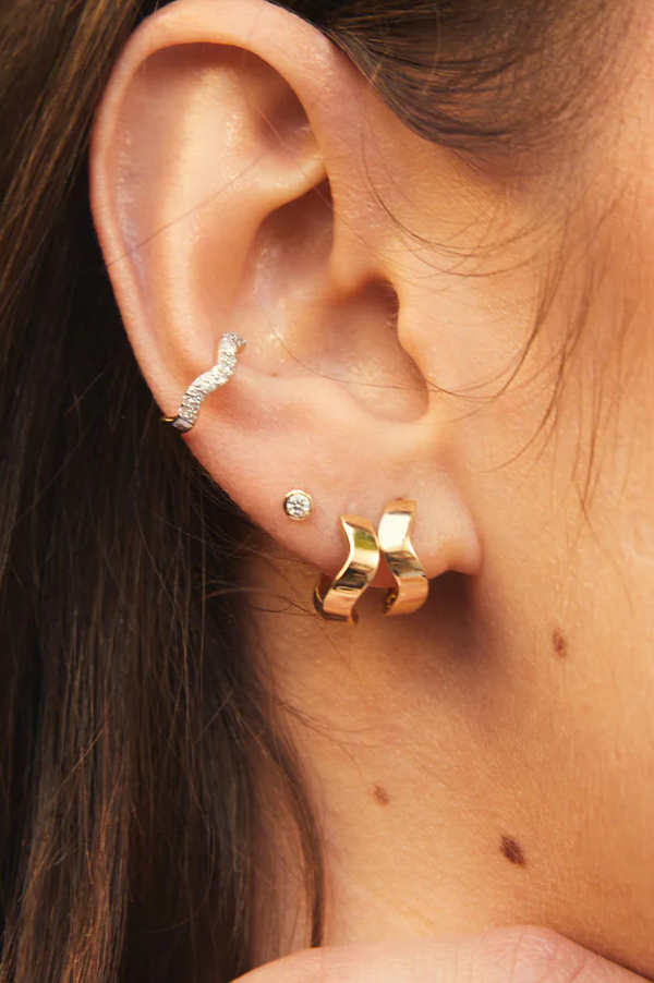 Slim Diamond Form Ear Cuff