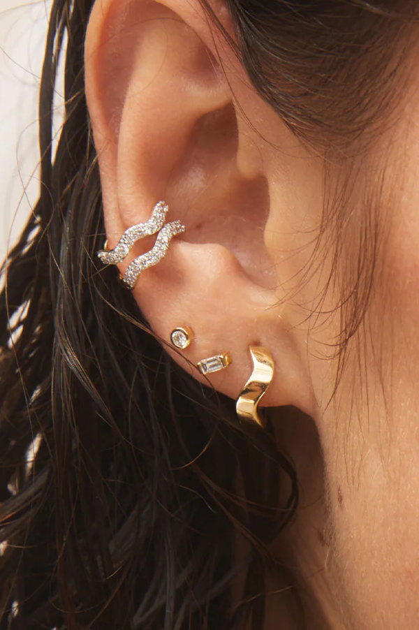 Slim Diamond Form Ear Cuff