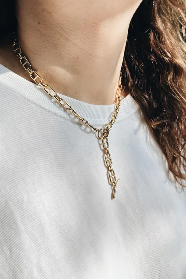 Stirrup Chain Necklace with Tusk Clasp