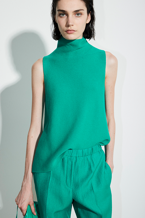 Kewit Whole Garment Knit Sleeveless Top in Emerald (Sold Out)