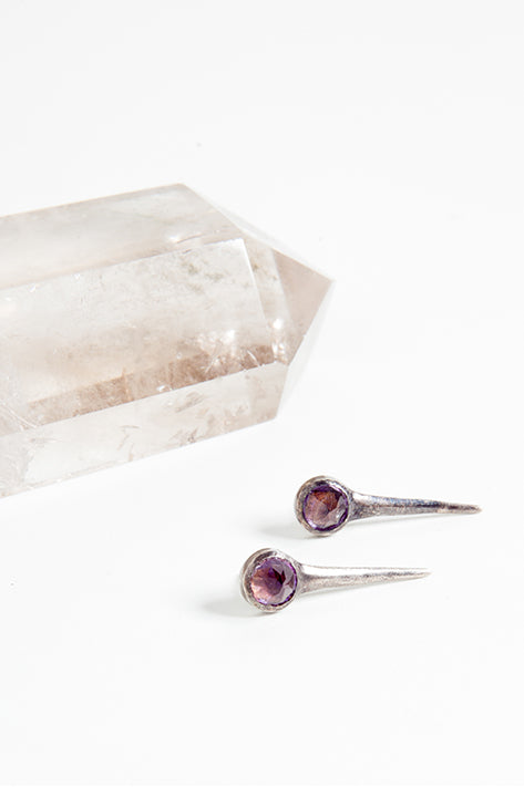 Short Thorn Gold Amethyst Earrings